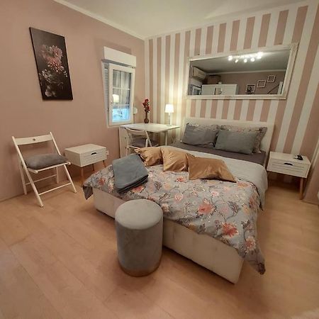 Apartment Bonjour, 5Th Floor, No Elevator زغرب المظهر الخارجي الصورة