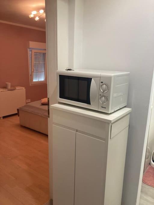 Apartment Bonjour, 5Th Floor, No Elevator زغرب المظهر الخارجي الصورة